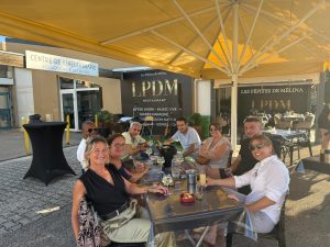 soiree-after-work-match-karaoke-stand-up-sur-aubagne-restaurant (43)